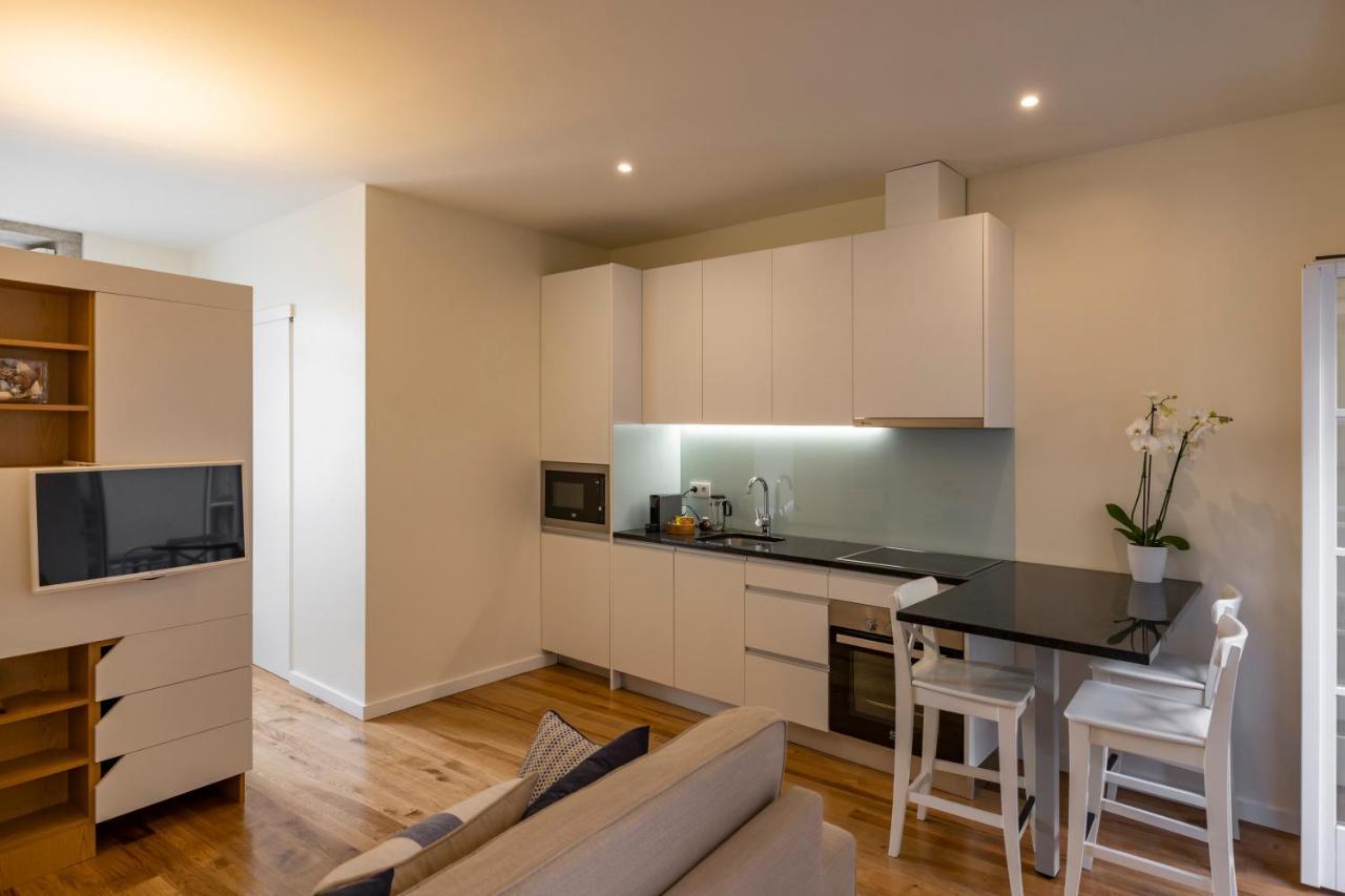 Bright Studio With Terrace OOporto Esterno foto
