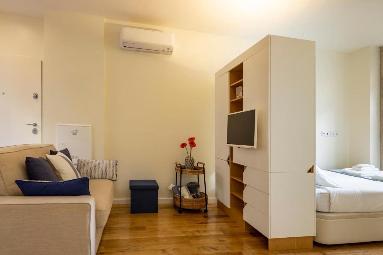 Bright Studio With Terrace OOporto Esterno foto